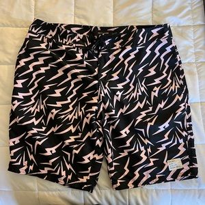 Adam Levine Collection swim trunks -Size Med - Black and Pink Lightning Bolts